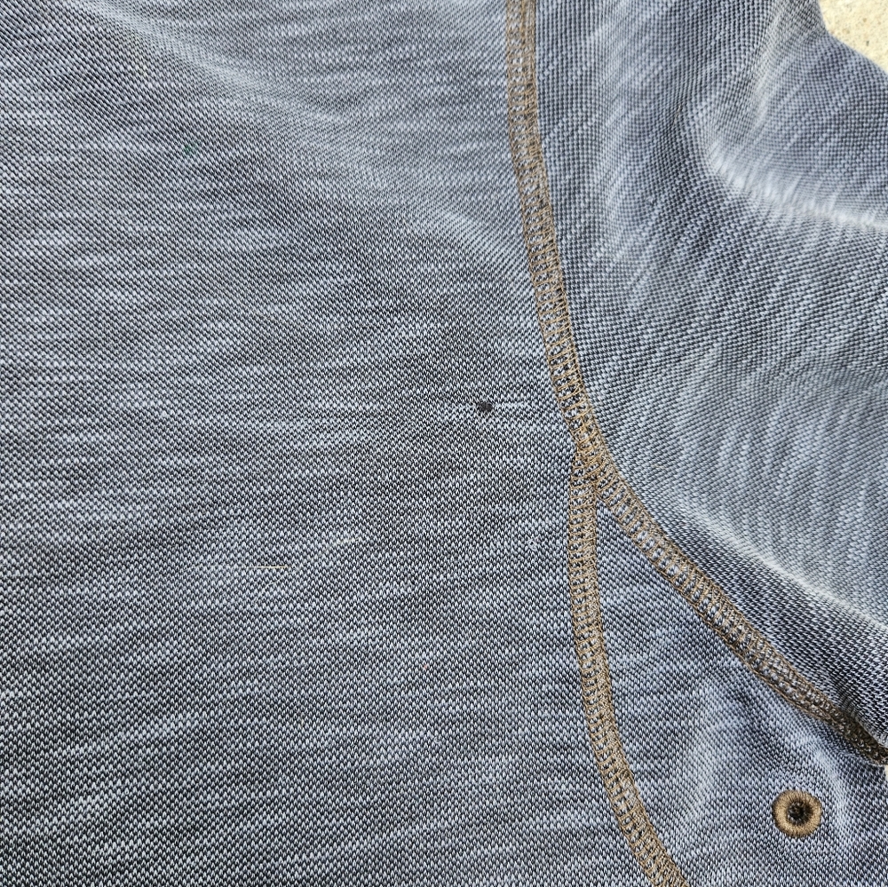 Tommy Bahama Mens Shirt Small - Picture 4 of 4